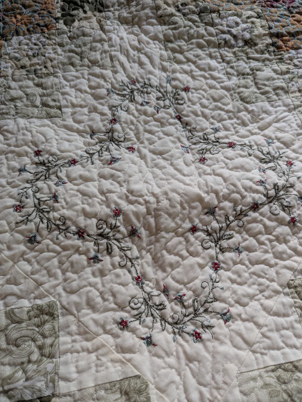 Set of 2 embroidery quilt style pillow shams standard size
